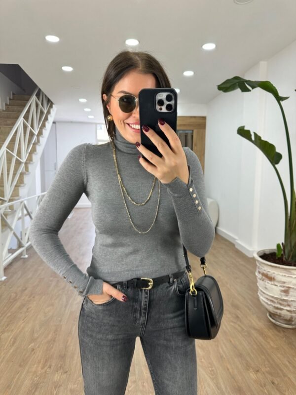 Drop Sleeve pullover