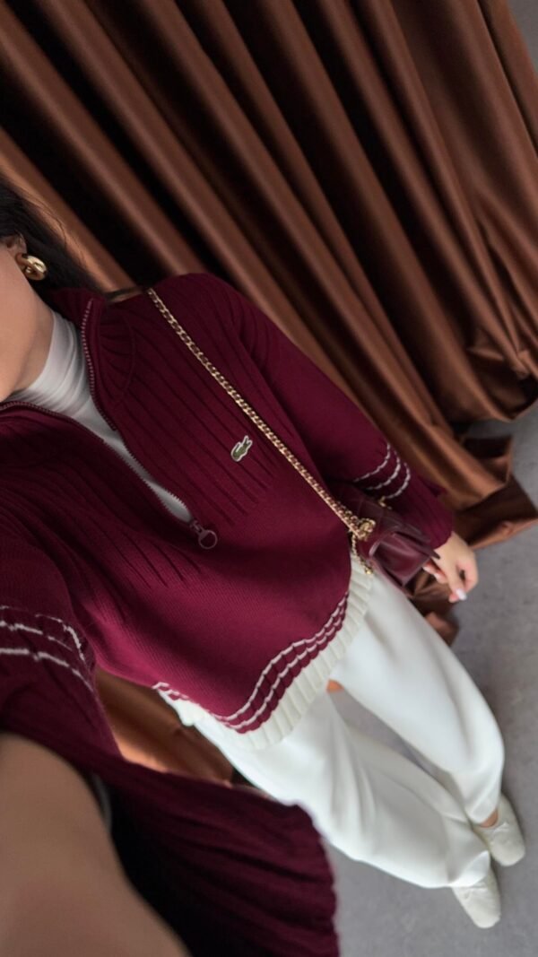 Burgundy pullover