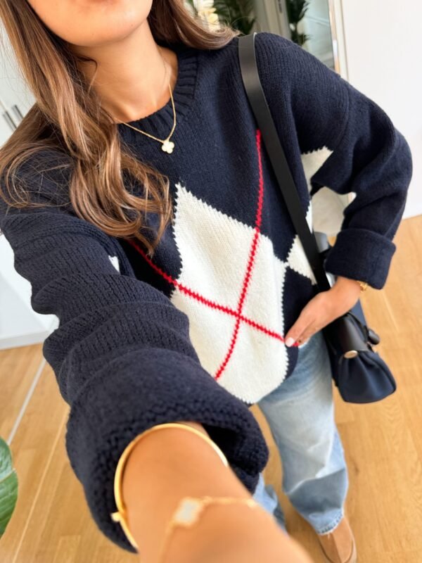 Baklava-Pattern Knit pullover