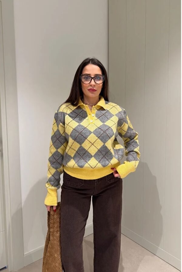 Premium Weft Yellow Pullover