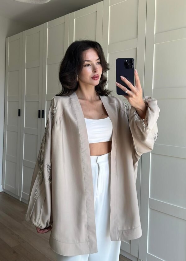 Women’s Luxe Beige Kimono with Delicate Dolce Embroidery