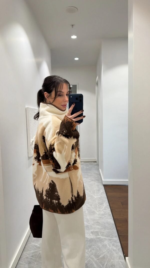 Brown Forest Print Pullover