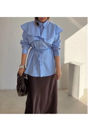 The Blue Lace Curved Retro blouse