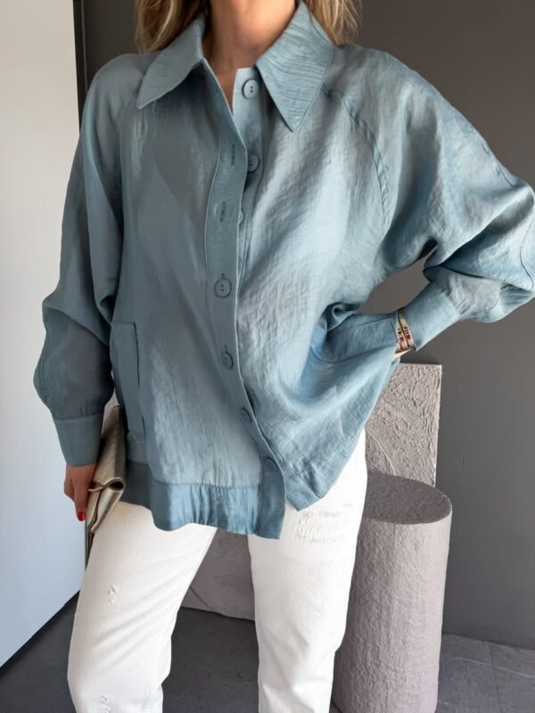 CASUAL LOOSE FIT SHIRT