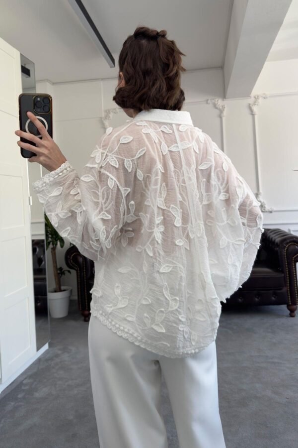 Women's Relaxed-Fit Blouse