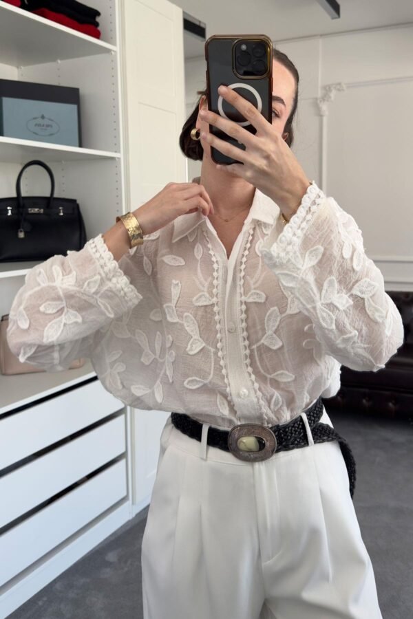 Women's Relaxed-Fit Blouse